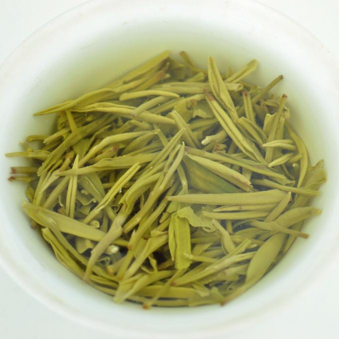 Té verde chino de la forma delgada de las rayas con el paladar fuerte y el regusto dulce