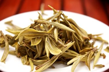 China Orina suavemente el té de Huangshan Maofeng, té verde amarillento de Mao Feng del Shan de Huang del verde proveedor
