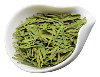 China Hoja de té fresca del dragón de la salud del pozo del té verde de la forma orgánica de la forma curvada proveedor